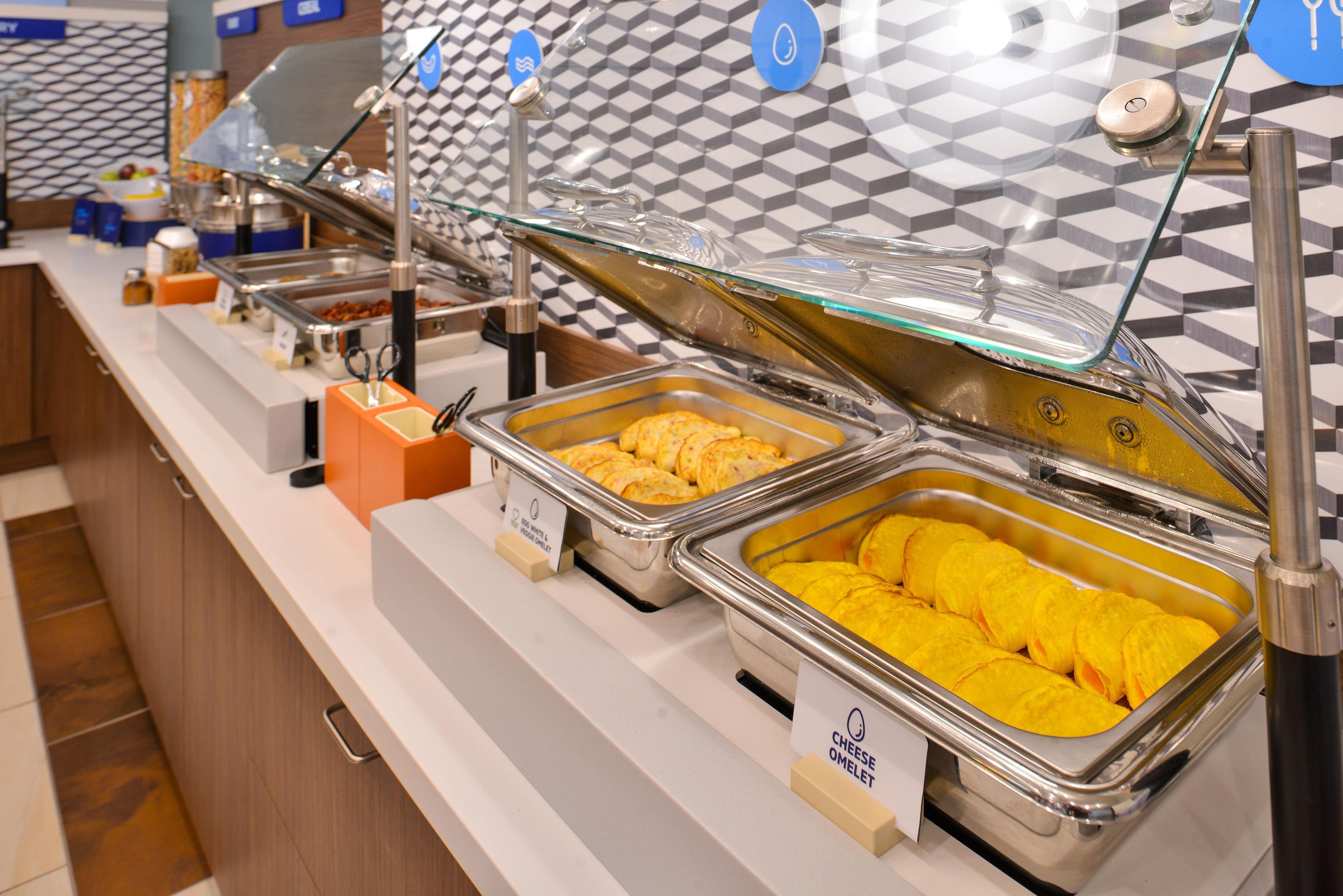 Holiday Inn Express Hotel And Suites Ada By Ihg Buitenkant foto
